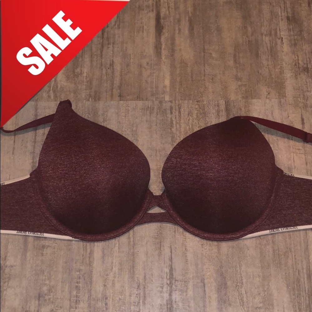 Victoria’s Secret padded perfect coverage bra